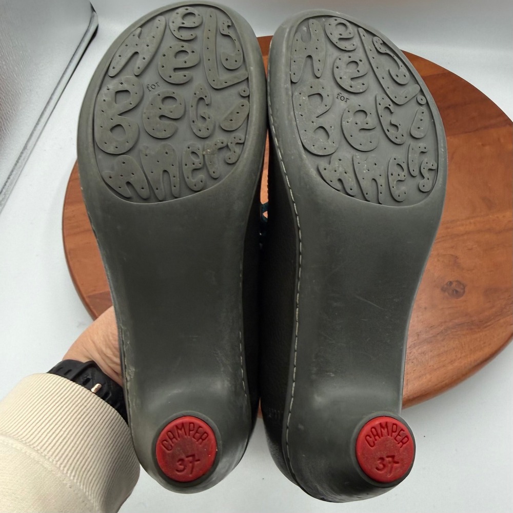 Camper‎ Beginner Heels Dark Gray Leather Elastic Mary Jane Pumps Womens 7 Twee - Picture 10 of 13